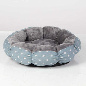 Create a Cozy Haven for Your Feline Friend with Our Cat Beds!