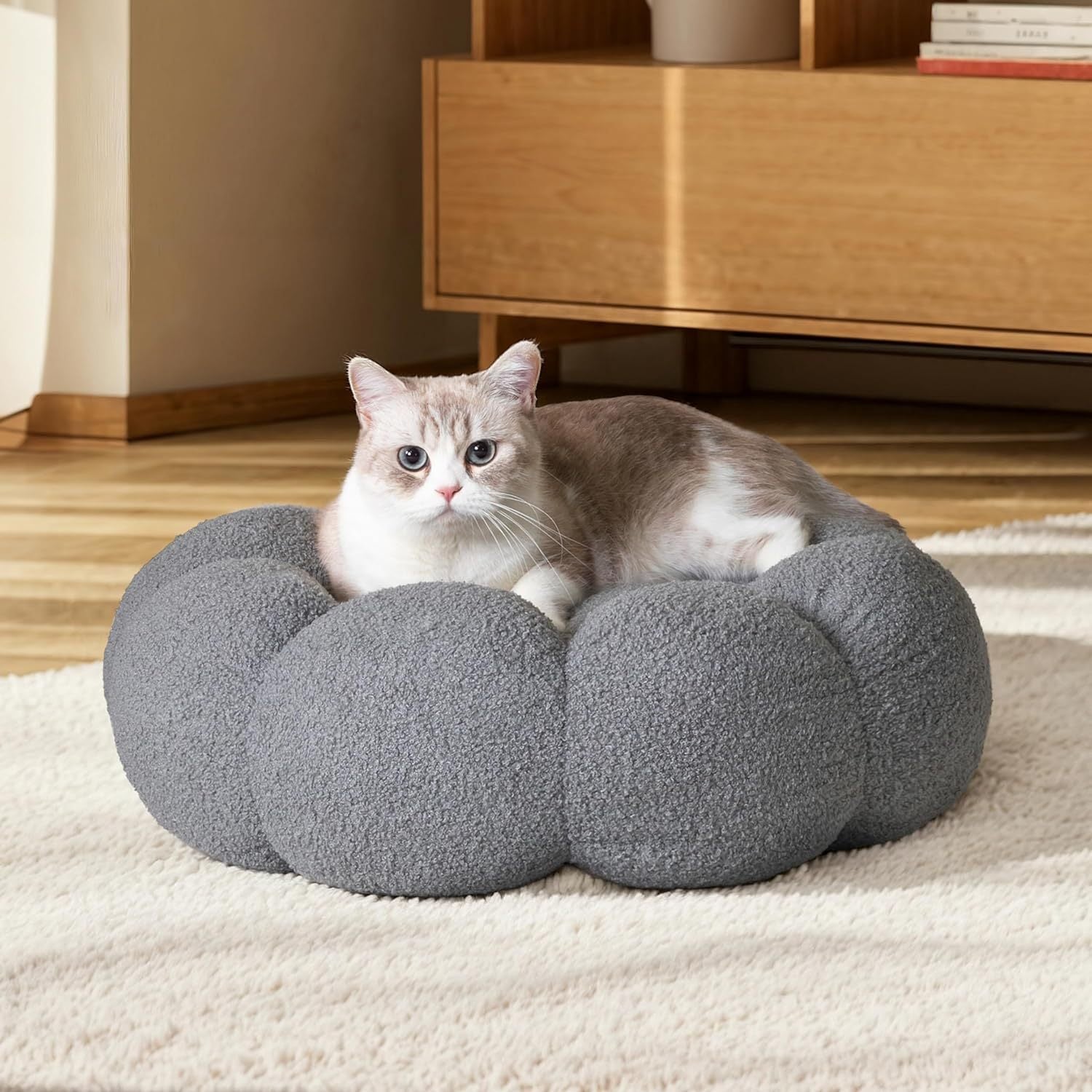 Fluffy Flower Cat Bed
